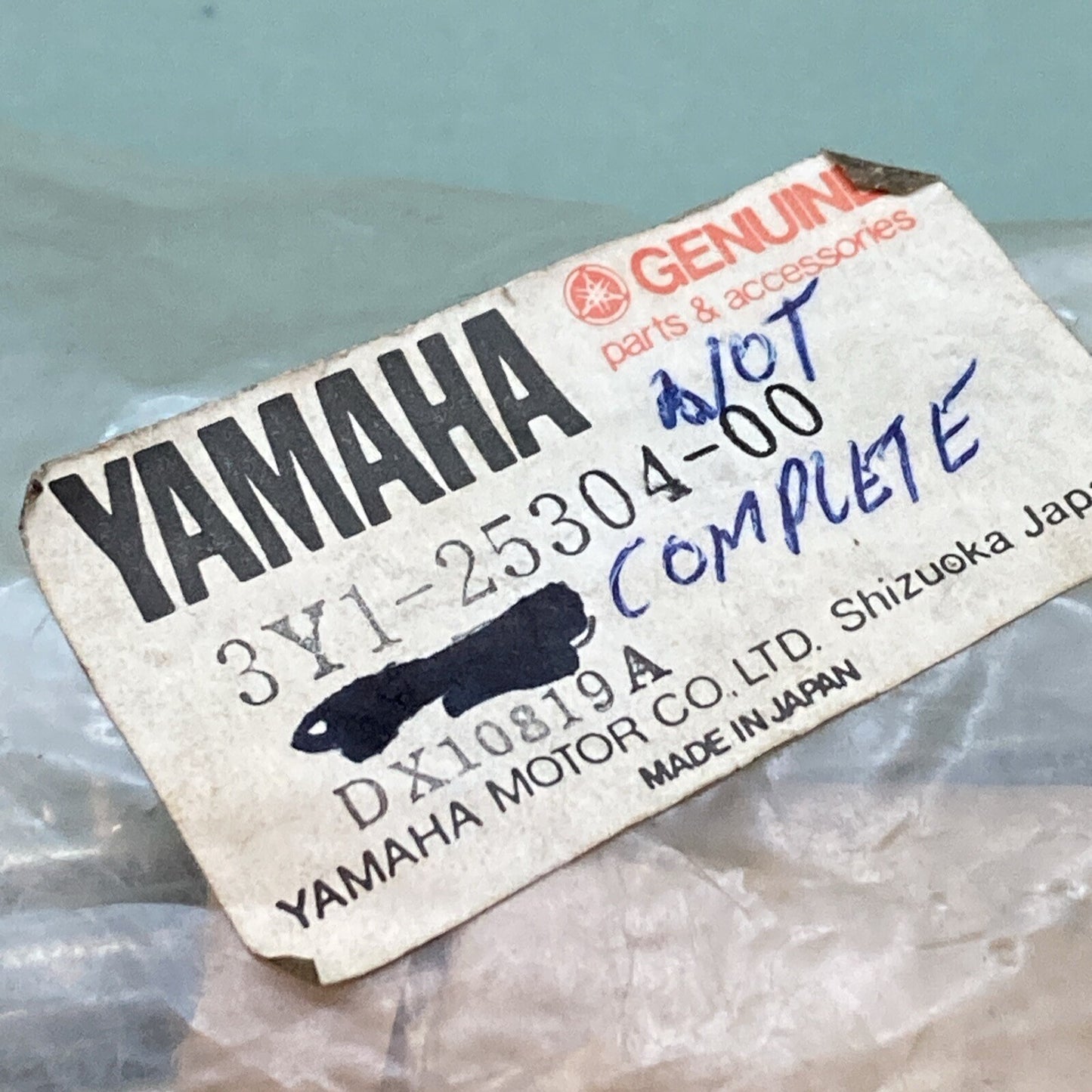 NEW GENUINE YAMAHA 3Y1-25304-00 Spoke Set, Rear INCOMPLETE