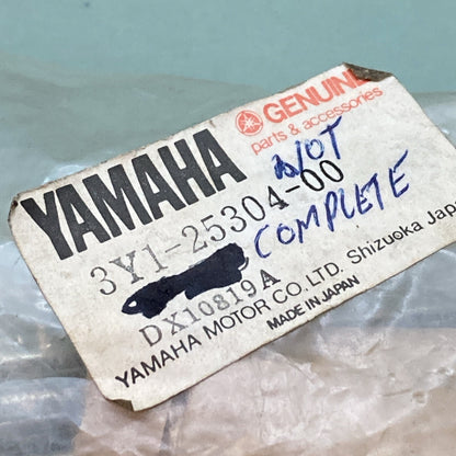 NEW GENUINE YAMAHA 3Y1-25304-00 Spoke Set, Rear INCOMPLETE