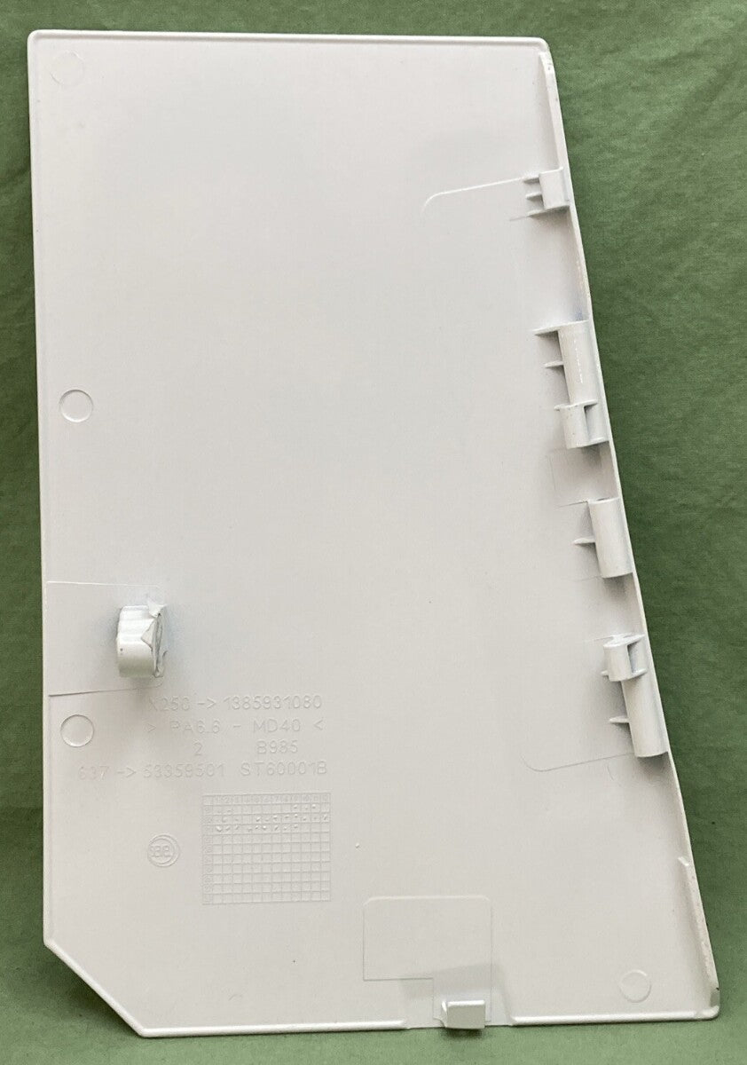 NEW GENUINE MOPAR 5XP0 8GW7 AC-001 Fuel Fill Door