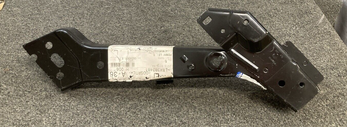 NEW GENUINE MOPAR 05156116AA Radiator Closure Panel Brace Right FITS JEEP DODGE
