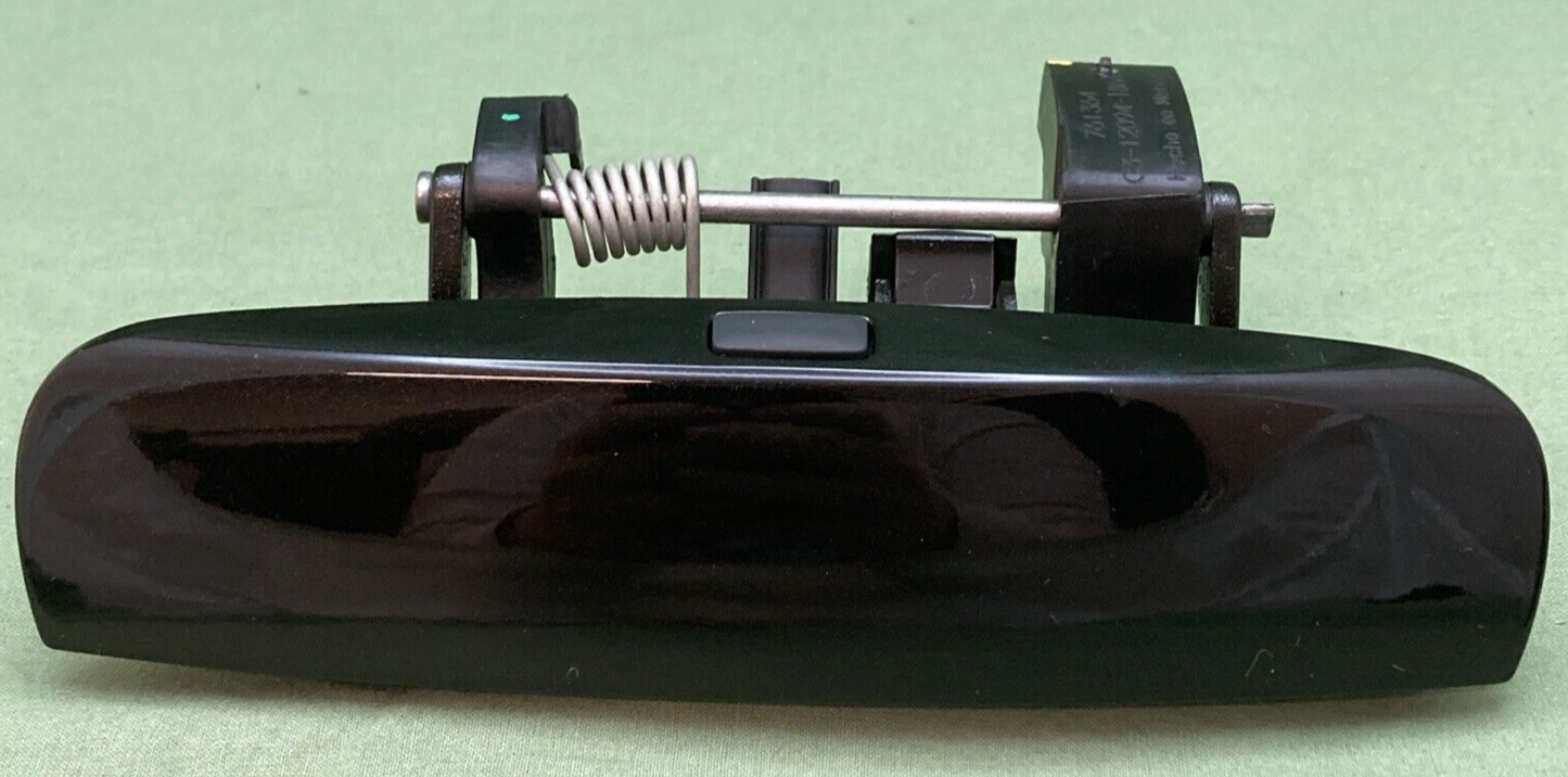 NEW GENUINE MOPAR CEB1L281AA Front Door Exterior Handle Set