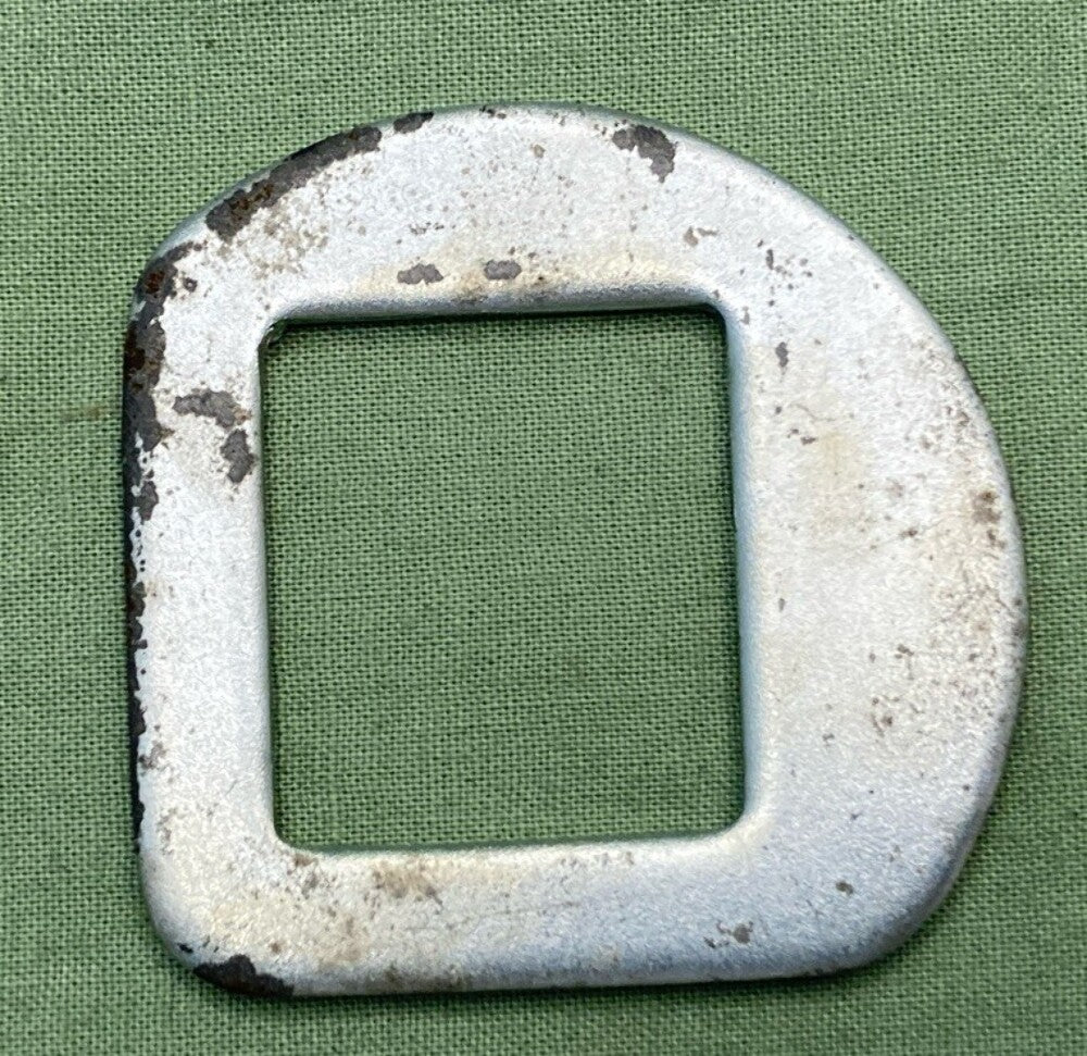 NEW GENUINE SUZUKI 43581-25300  WASHER, FRONT FOOTREST