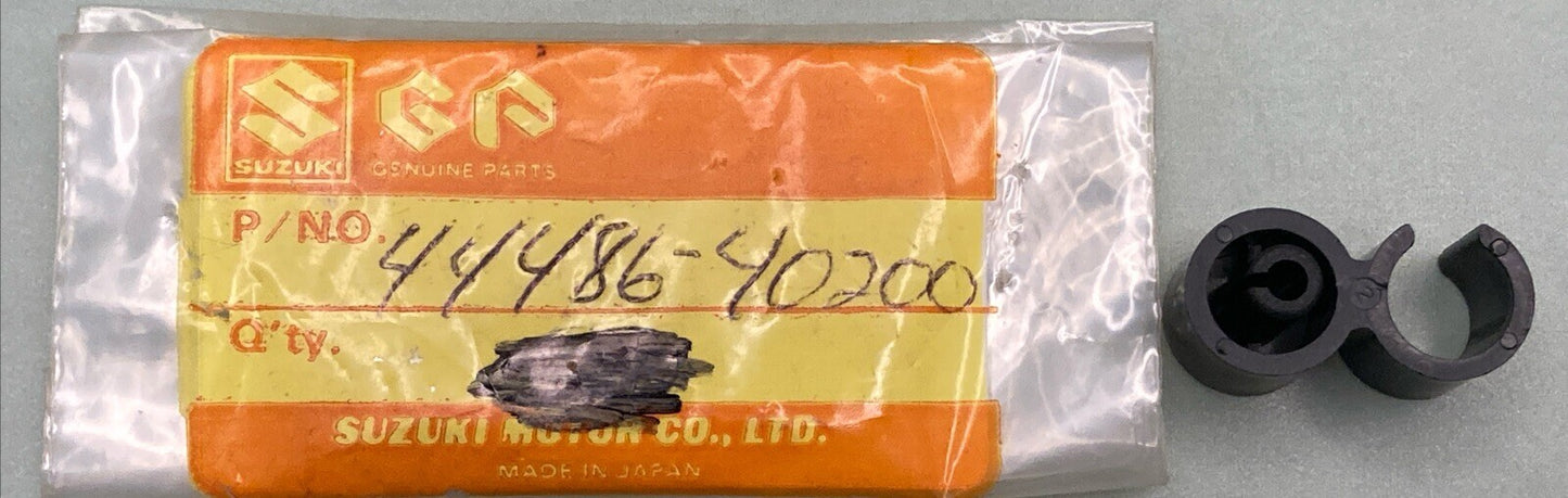 NEW GENUINE SUZUKI 44486-40200 FUEL TANK BREATHER CLAMP