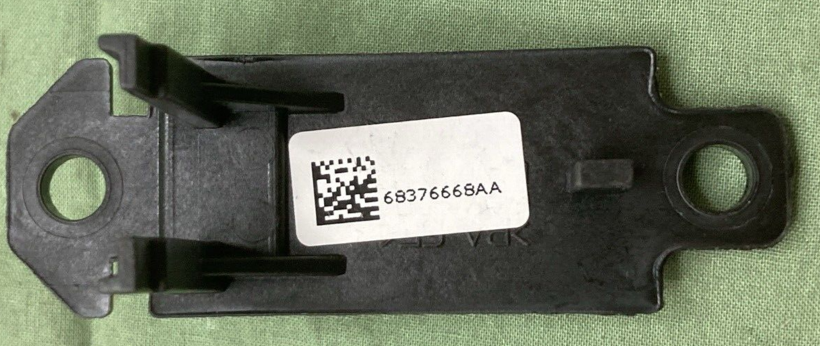 NEW GENUINE MOPAR 68376668AA Radiator Bracket UPPER FITS CHRYLSER DODGE