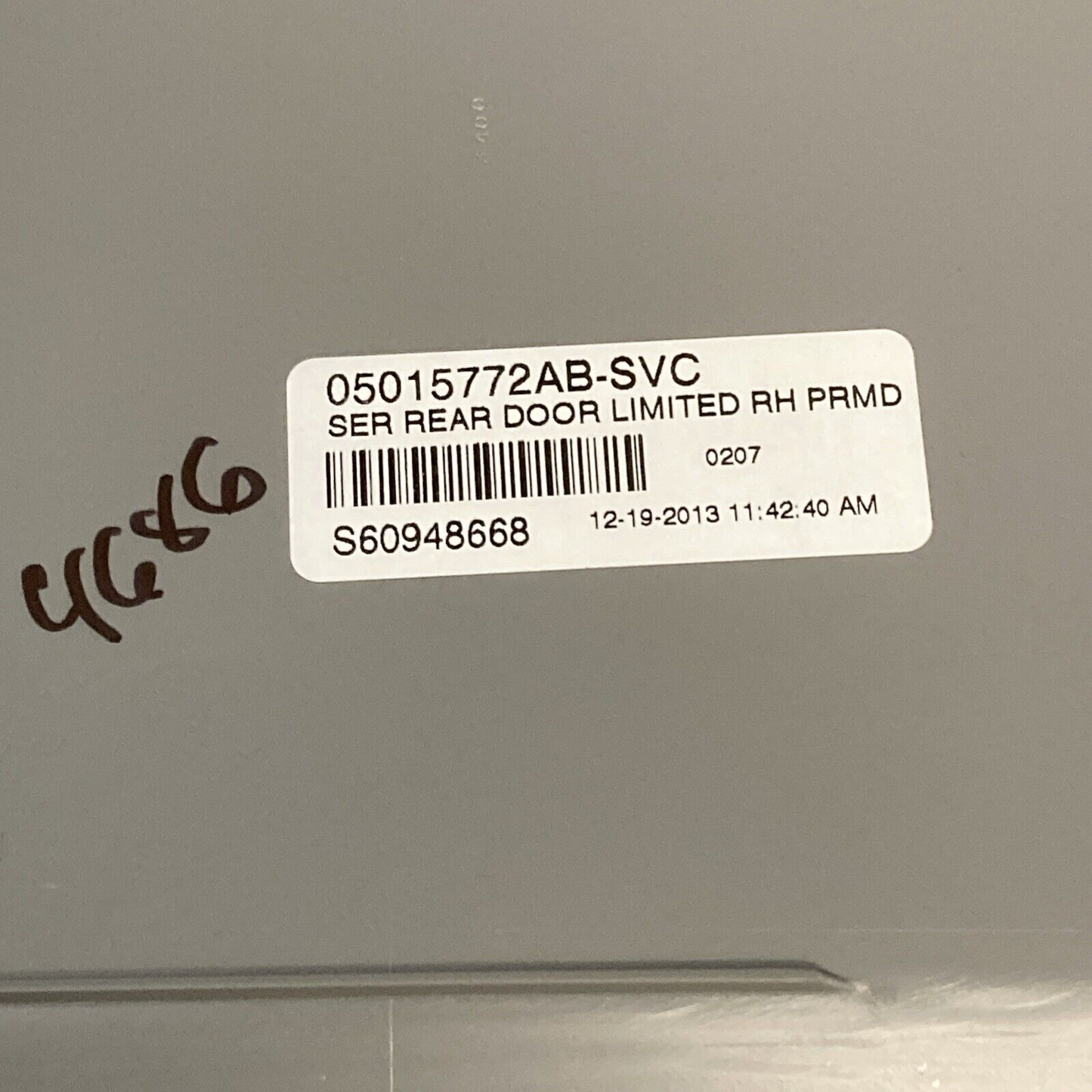 NEW GENUINE MOPAR 05015772AB Rear Door Cladding Right 2001-2004 Jeep Grand Chero