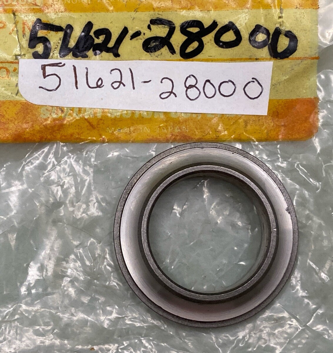 NEW GENUINE SUZUKI 51621-28000 STEERING OUTER RACE