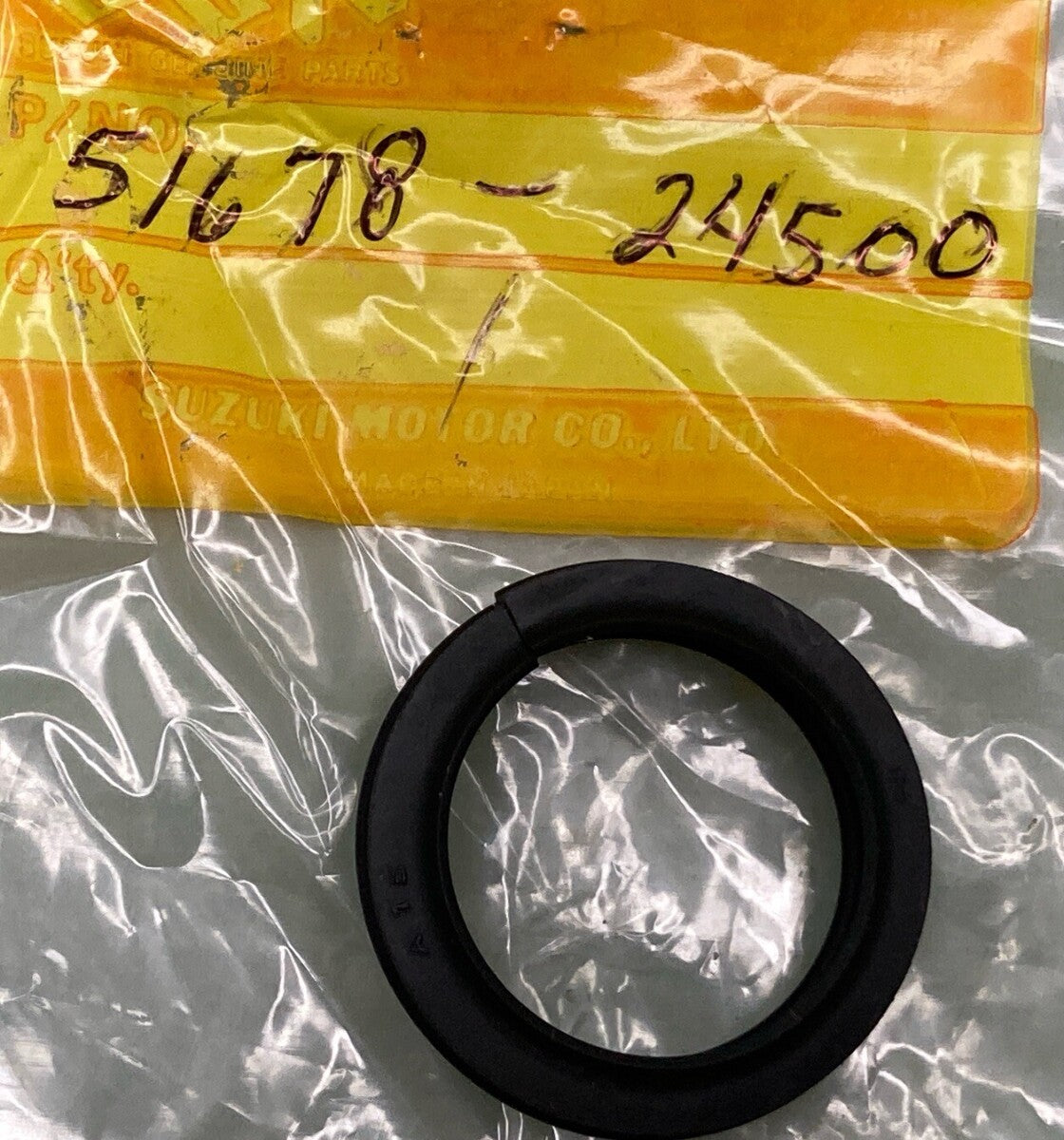 NEW GENUINE SUZUKI 51678-24500 SEAL SHAFT HOLDER