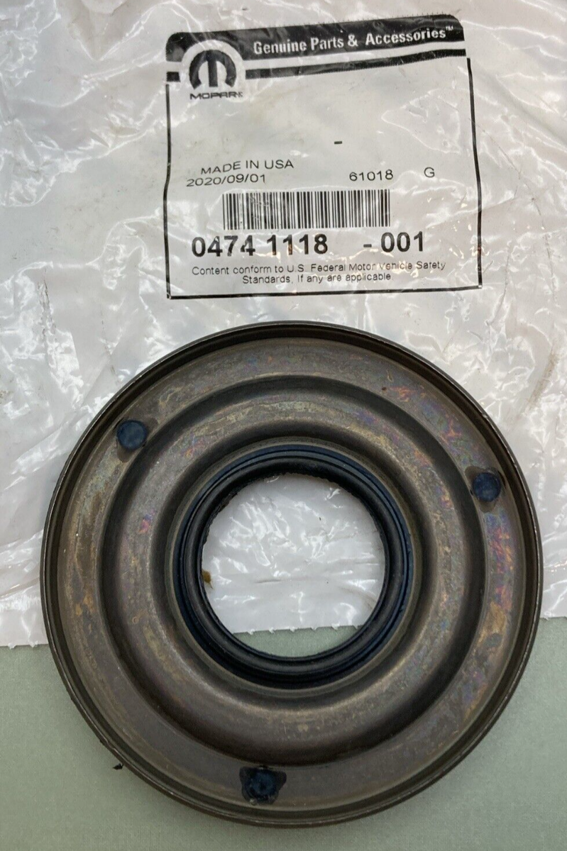 NEW GENUINE MOPAR 04741118 Seal-Output Shaft