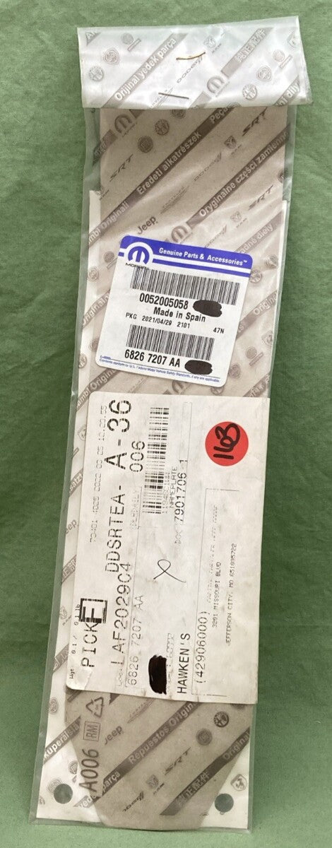 NEW GENUINE MOPAR 68267207AA Nameplate, Right 2015-2023 Jeep Renegade