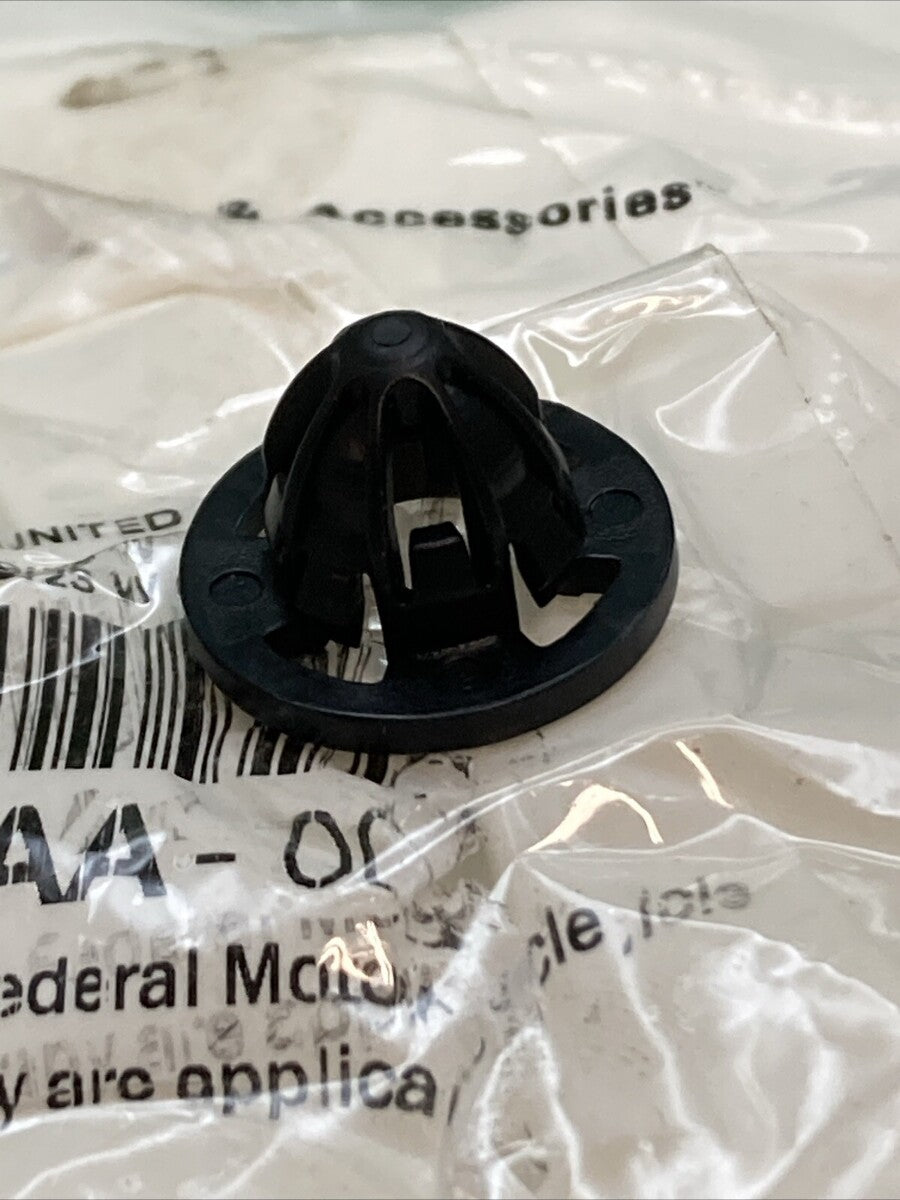 NEW GENUINE MOPAR 68084593AA Clip-Tail Lamp