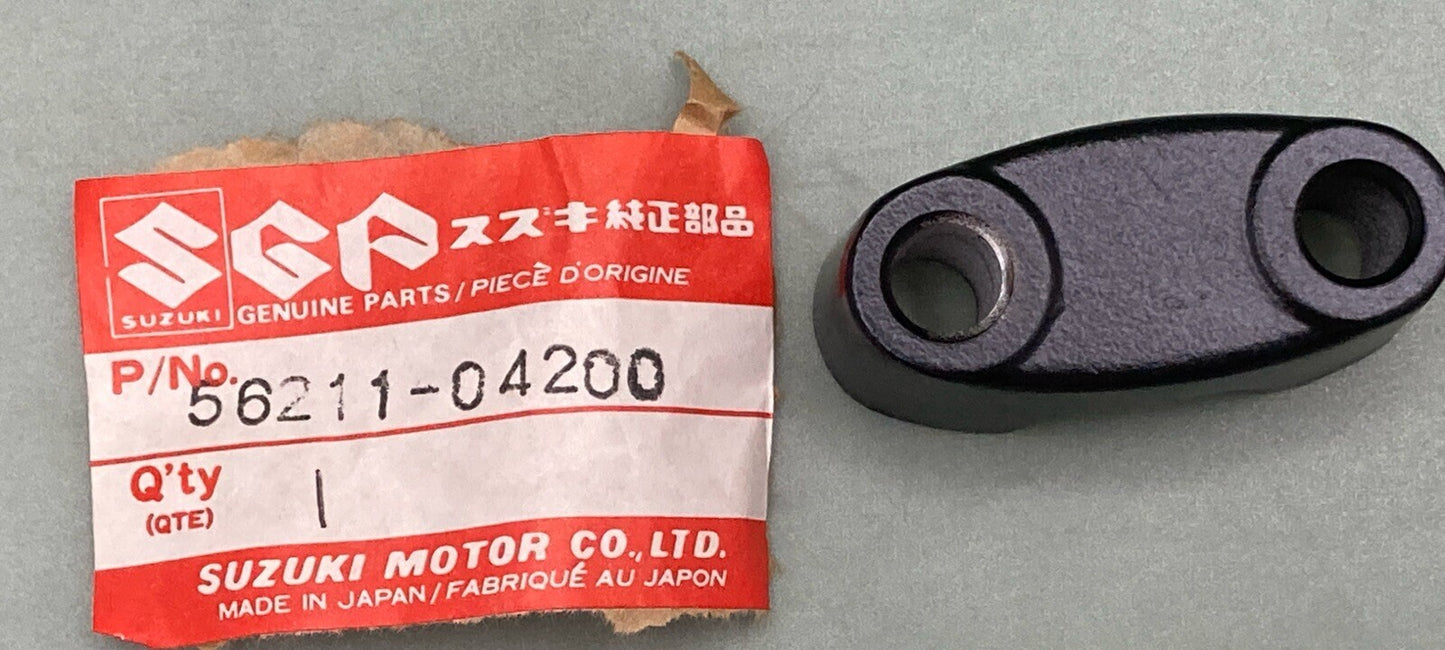 NEW GENUINE SUZUKI 56211-04200 HANDLEBAR HOLDER