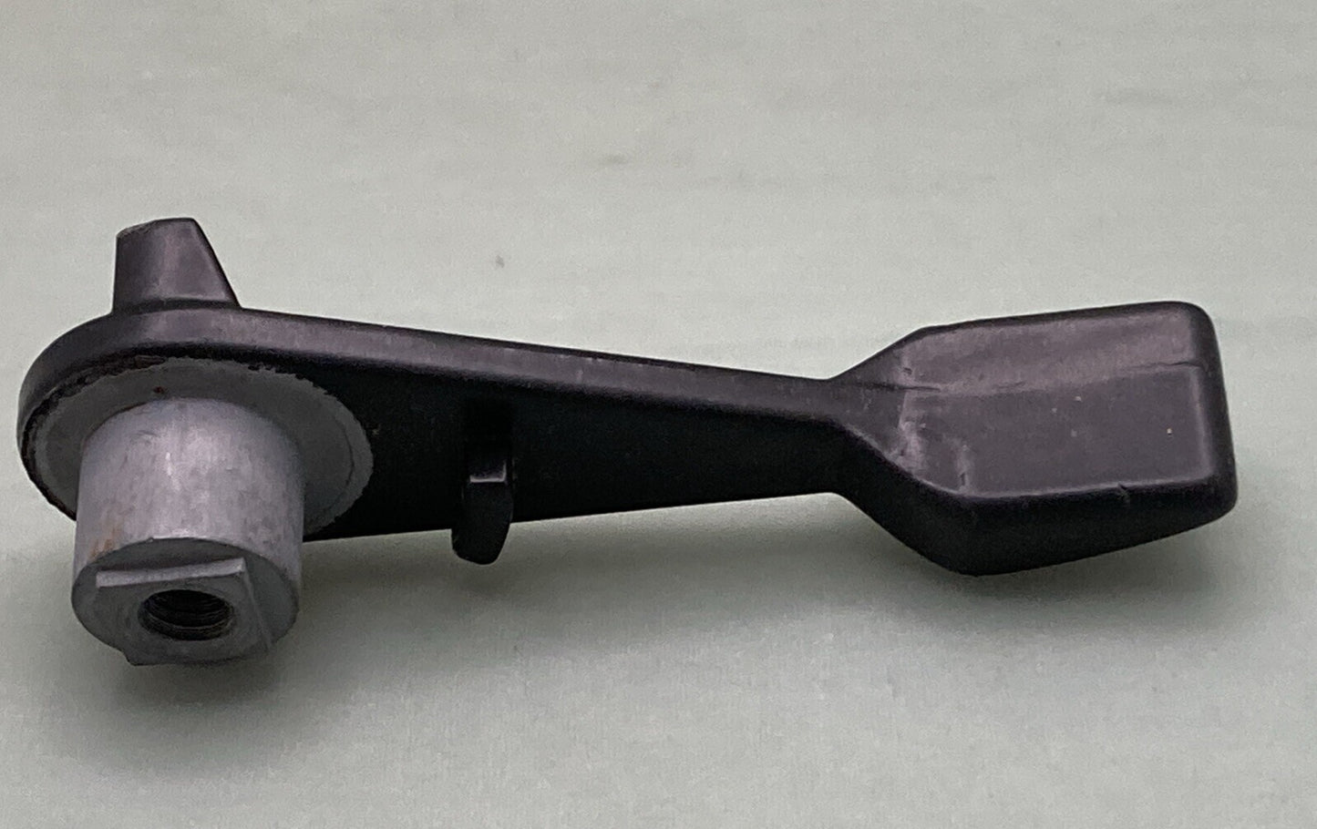 NEW GENUINE SUZUKI 57100-24810 THROTTLE LEVER ASSEMBLY