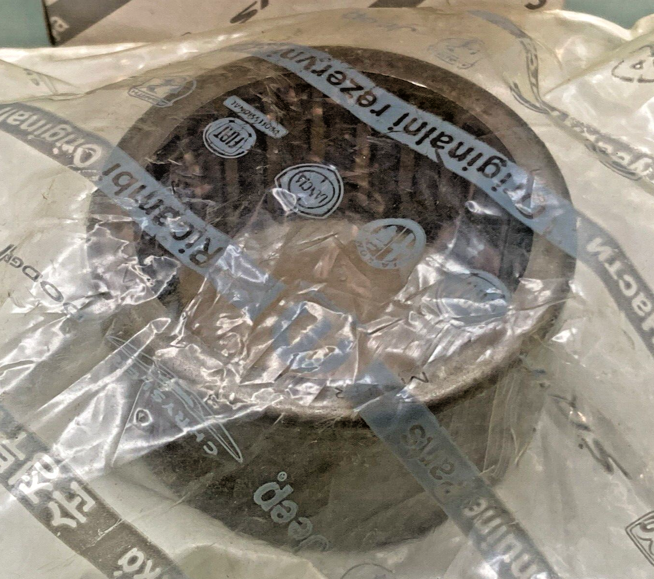 NEW GENUINE MOPAR 04269189 Output Shaft Bearing