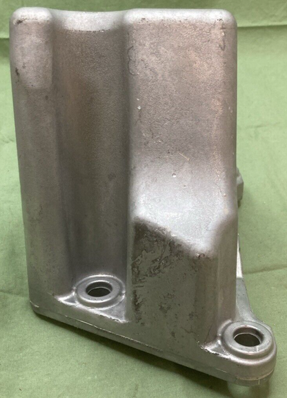 NEW GENUINE MOPAR 4726023AB Engine Mount Bracket LEFT FITS DODGE CHRYSLER