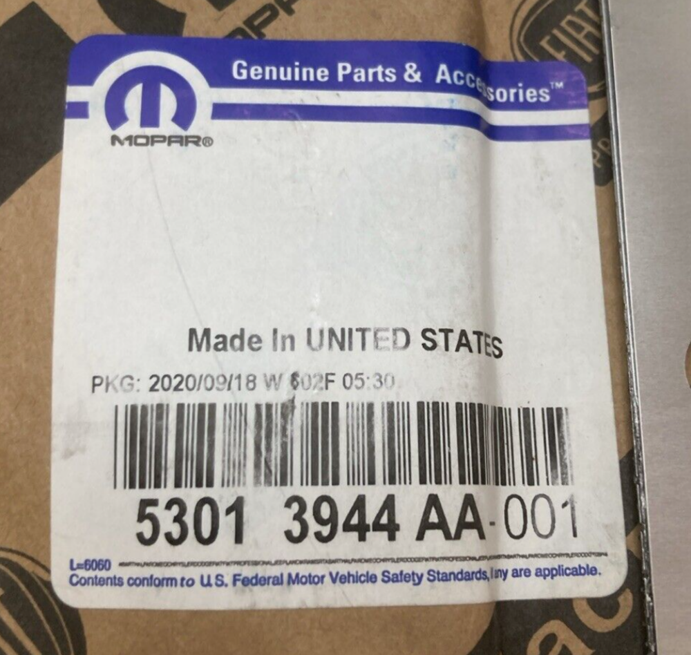 NEW GENUINE MOPAR 53013944AA Exhaust Manifold Gasket Right