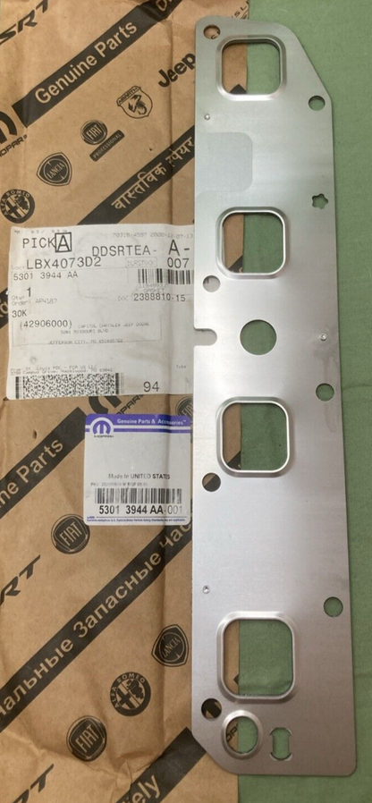 NEW GENUINE MOPAR 53013944AA Exhaust Manifold Gasket Right