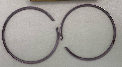 NEW GENUINE SUZUKI 12100-25840 PISTON RING SET