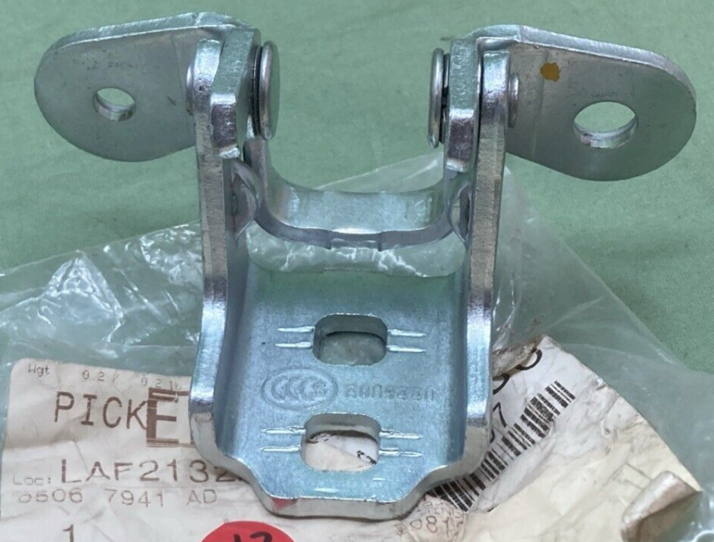 NEW REPLACES MOPAR 05067941AD Door Hinge Left FITS 2009-2020 Dodge Journey