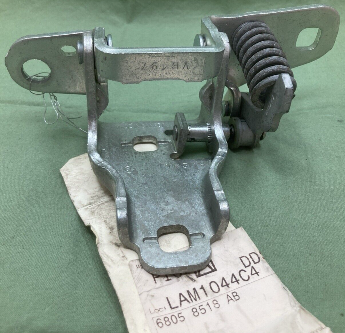 NEW REPLACES MOPAR 68058518AB Front Door Lower Hinge Right Front FITS 2009-2024