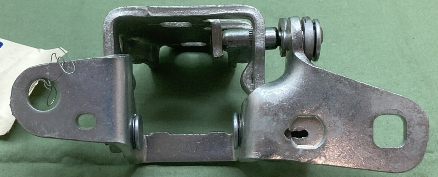 NEW REPLACES MOPAR 68058518AB Front Door Lower Hinge Right Front FITS 2009-2024