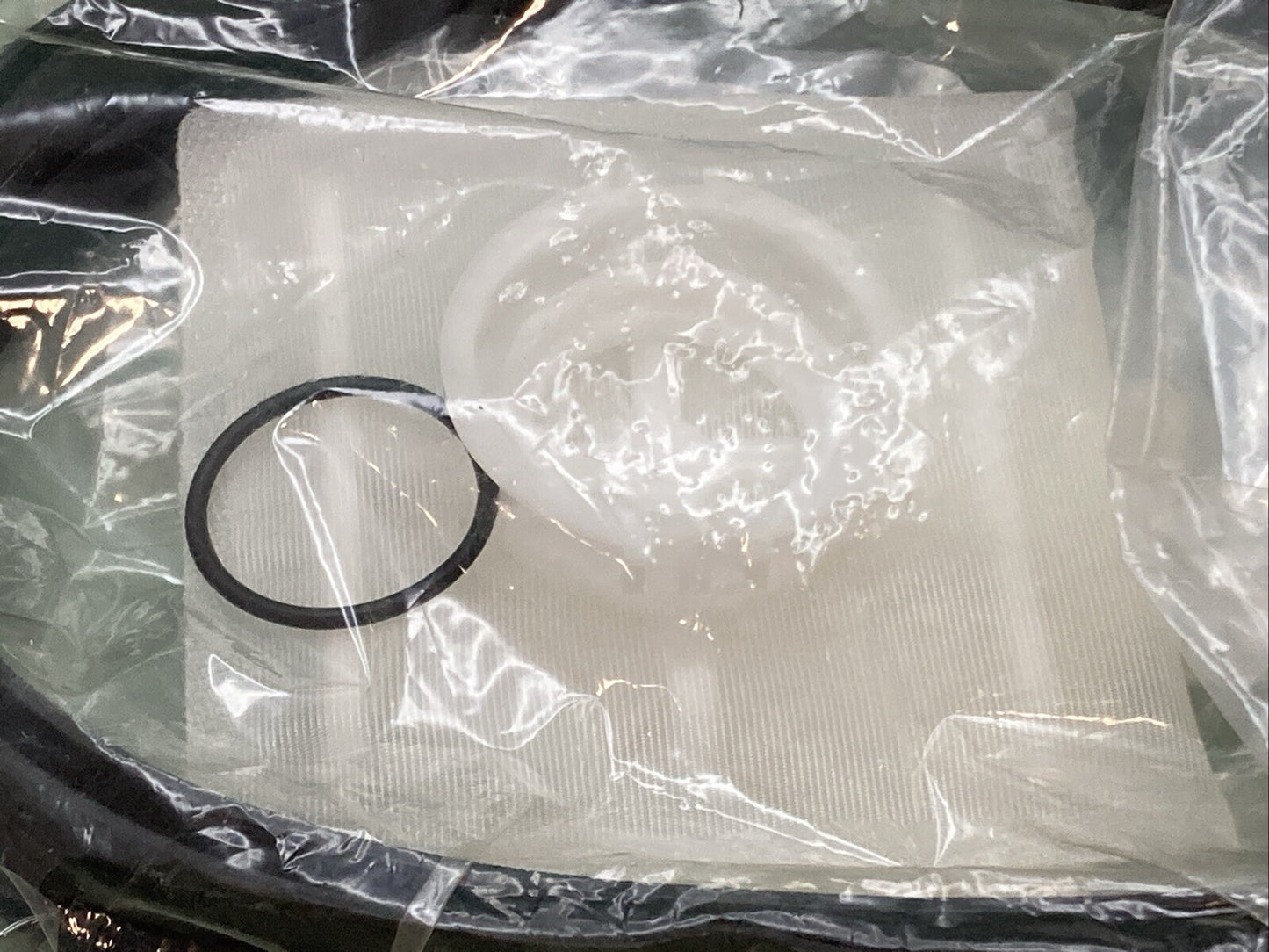 NEW GENUINE MOPAR 04897498AA FILTR Kit-Fuel
