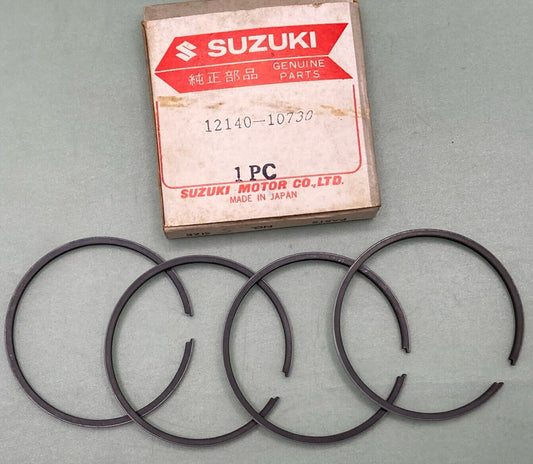 QTY 2 NEW GENUINE SUZUKI 12140-10730 PISTON RING SET, 1968 SUZUKI T200 TC200