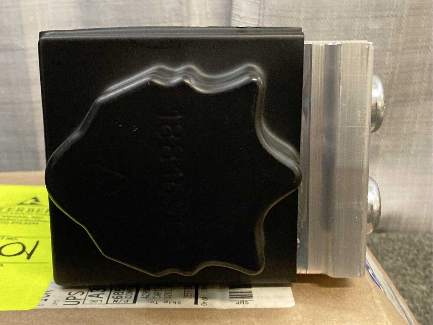 NEW GENUINE MOPAR 68563816AA ANTI-LOCK BRAKE SYSTEM