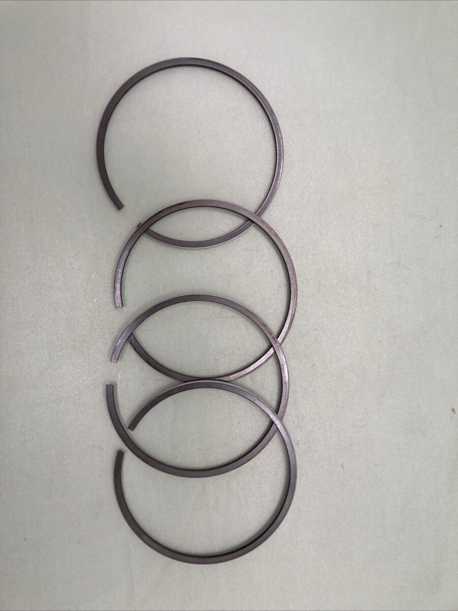 NEW GENUINE SUZUKI 12140-15700 PISTON RING ASSY