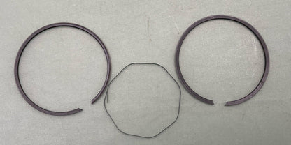 NEW GENUINE SUZUKI 12140-12819 PISTON RING SET