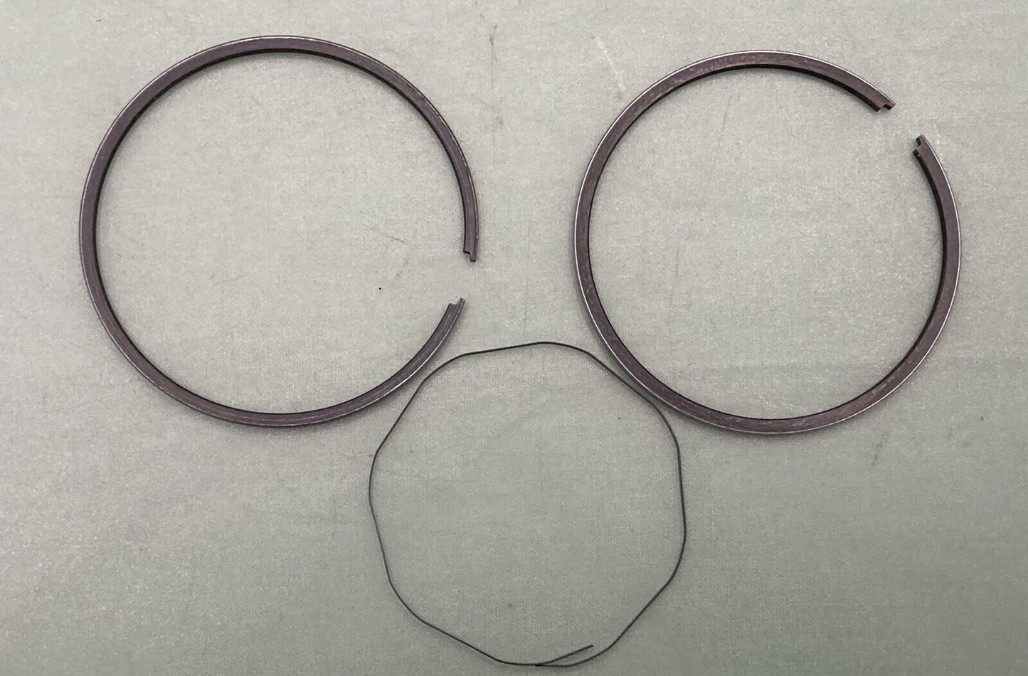 QTY 2 NEW GENUINE SUZUKI 12140-12818 PISTON RING SET