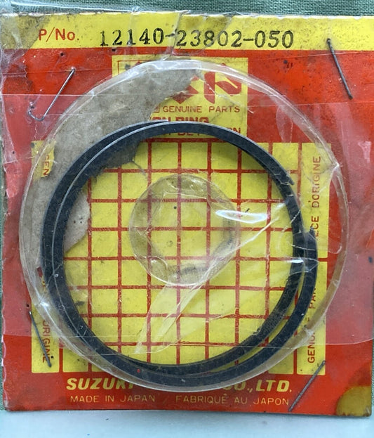 NEW GENUINE SUZUKI 12140-23802-050 PISTON RING SET SUPERSEDE 12140-23808