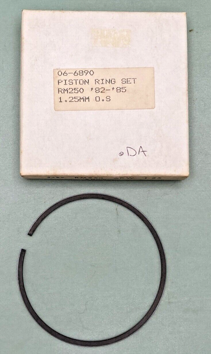 NEW REPLACES SUZUKI 06-6890 PISTON RING SET, RM250 '82-'85, 1.25MM