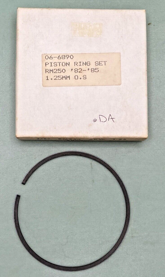 NEW REPLACES SUZUKI 06-6890 PISTON RING SET, RM250 '82-'85, 1.25MM
