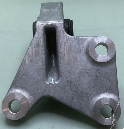 NEW REPLACES MOPAR 5273443AB Rear Differential Isolator & Bracket FRONT LEFT
