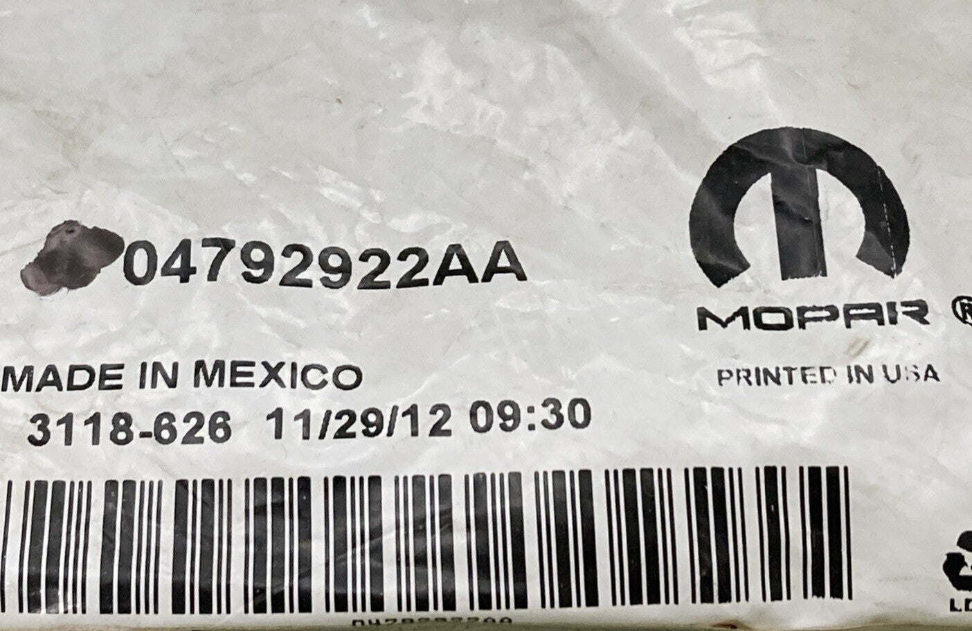 NEW GENUINE MOPAR 04792922AA Water Pump Gasket  2005-2010