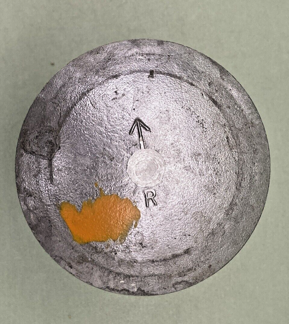 NEW GENUINE SUZUKI 12110-15101 PISTON RH