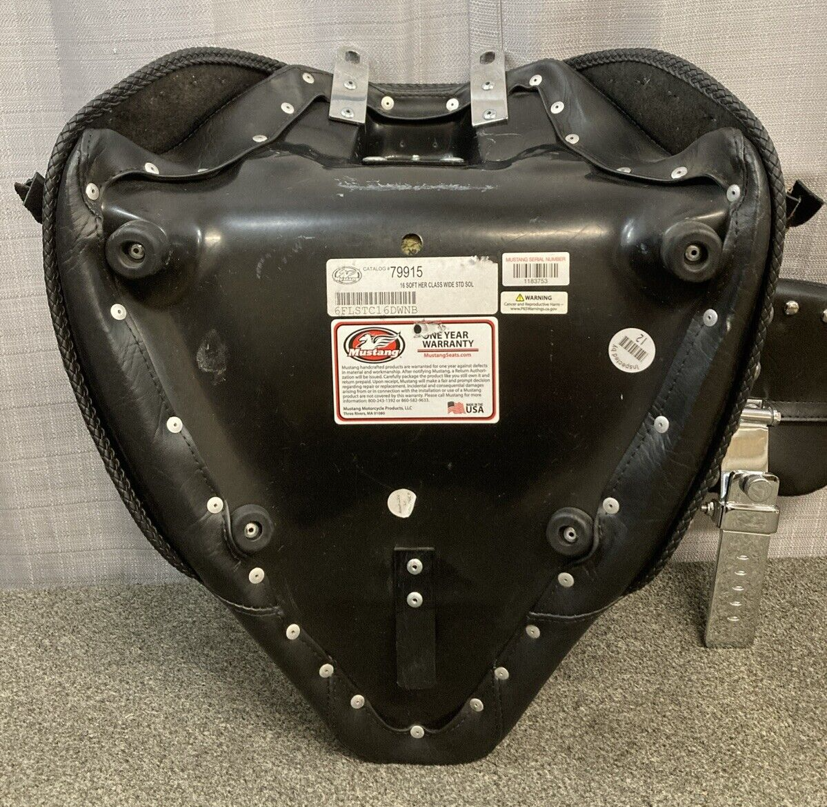 GENUINE MUSTANG 79915 Wide Studded Solo Seat With Driver Backrest Heritage 16-17