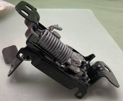 NEW GENUINE MOPAR 04589801AA Hood Latch LH 2009-2017 Jeep