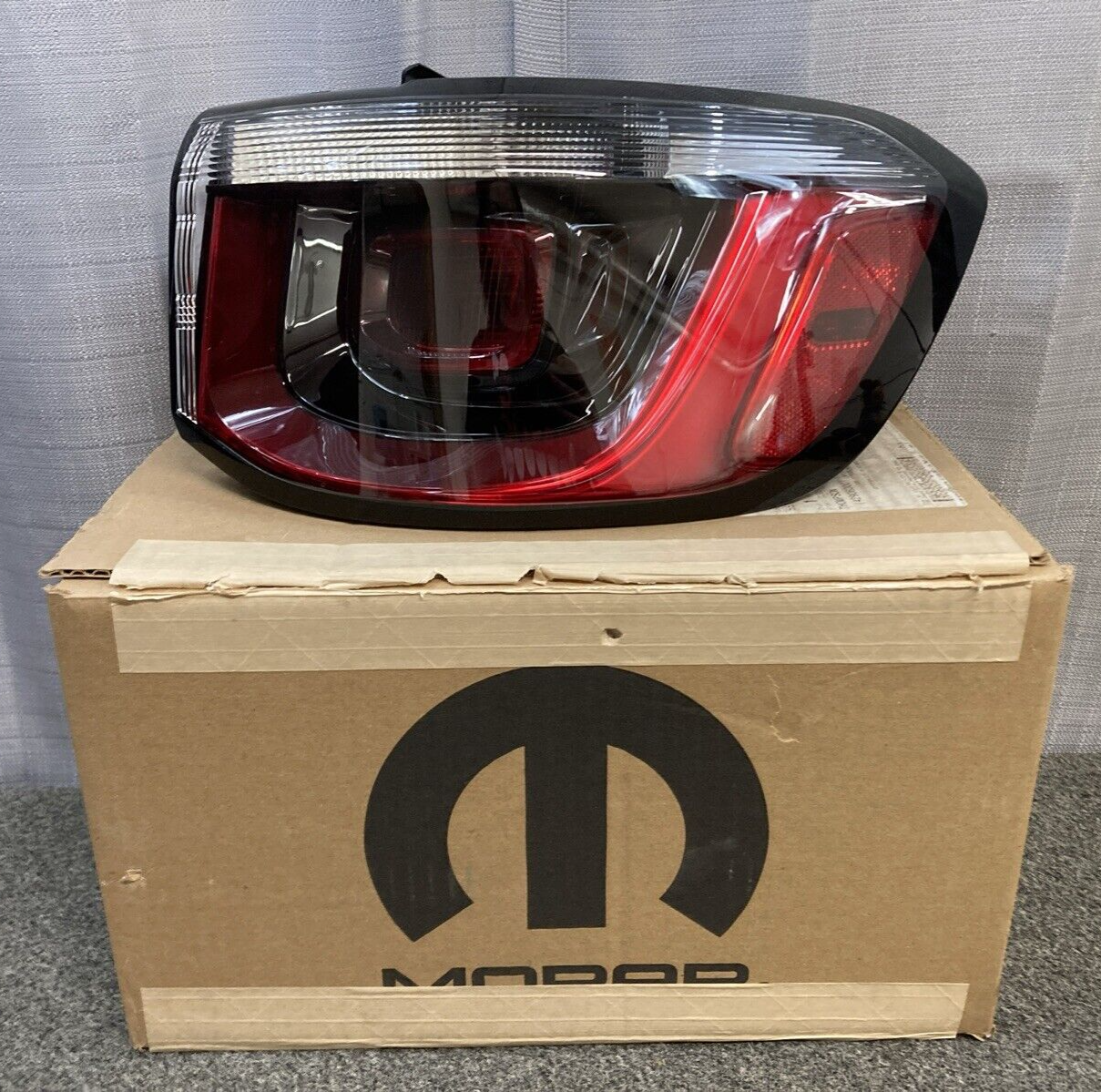 NEW GENUINE MOPAR 55112838AC Lamp-Tail 2018 Jeep Compass