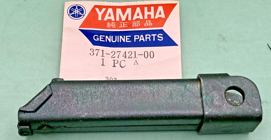NEW GENUINE YAMAHA 371-27421-00 FOOTREST 2