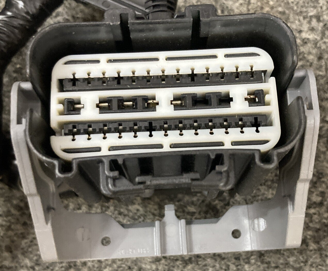 NEW  GENUINE MOPAR 68359898AE POWER TRAIN WIRING