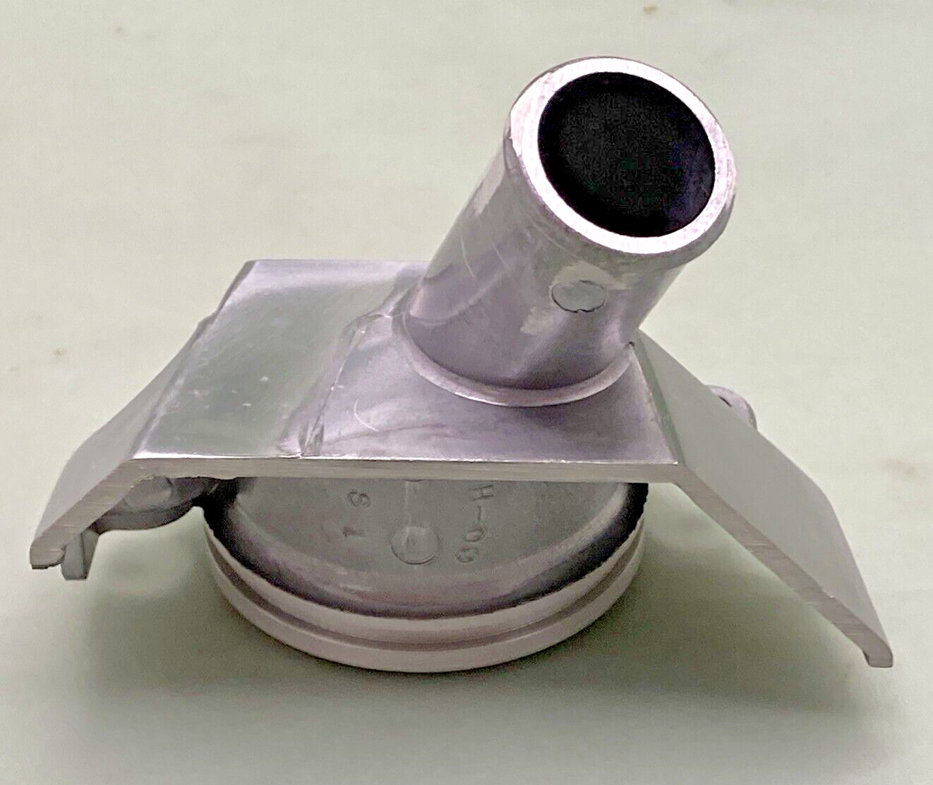 NEW GENUINE YAMAHA 11H-12413-02 THERMOSTAT COVER