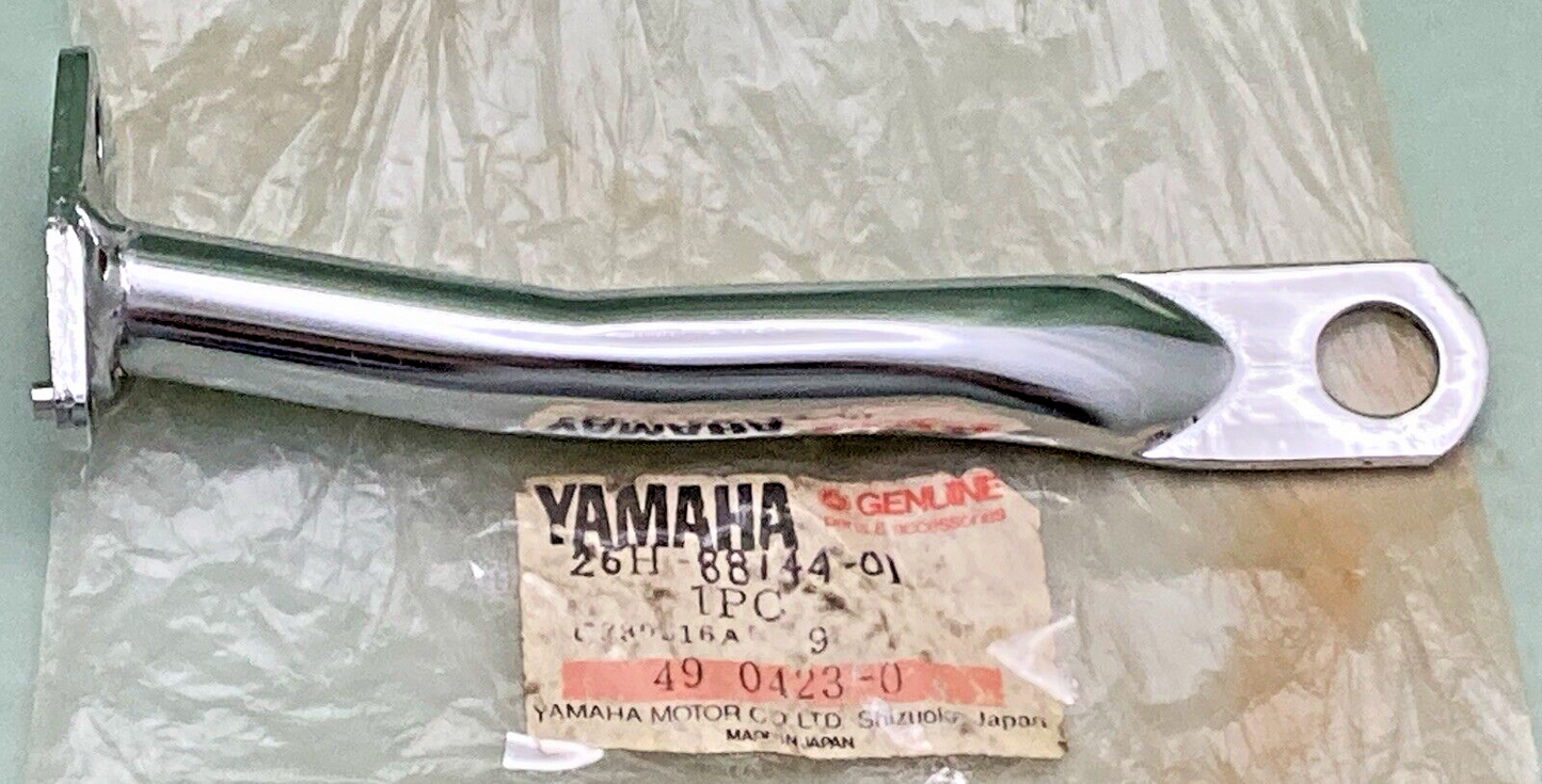 NEW GENUINE YAMAHA 26H-88144-01 ANTENNA BRACKET