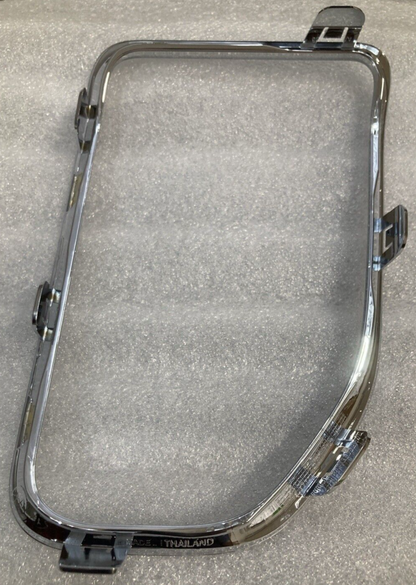 NEW GENUINE MOPAR 68543890AA Radiator Grille Trim Ring Kit FITS JEEP