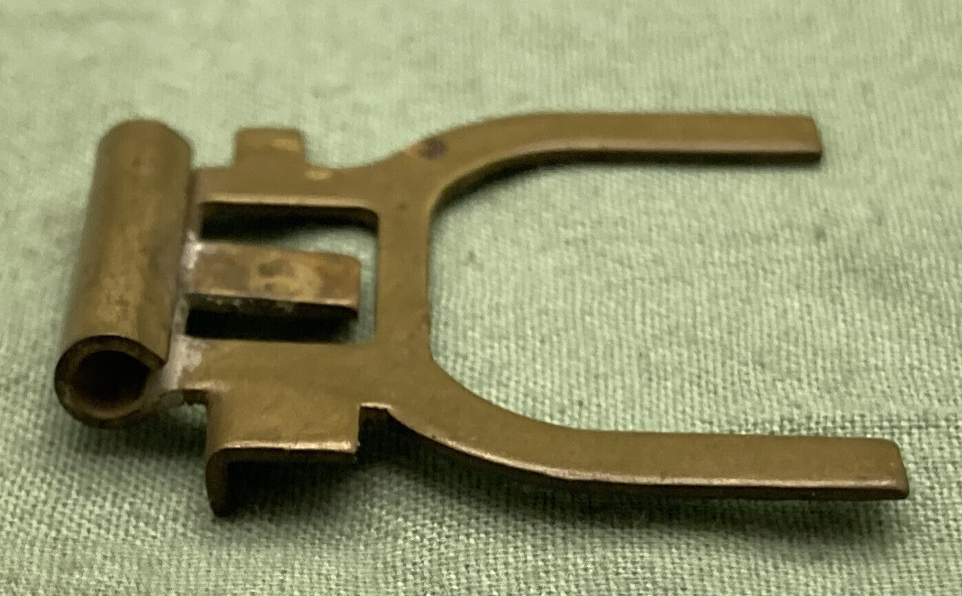 NEW REPLACES SUZUKI 13253-30010 CARBURETOR ARM, FLOAT