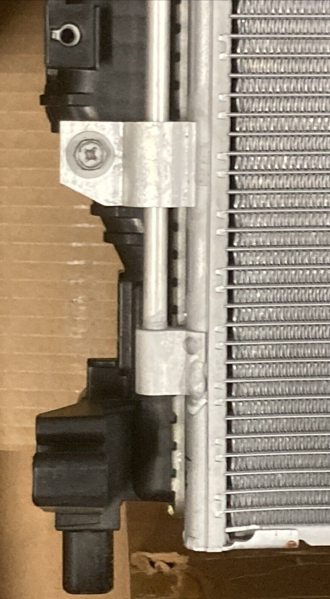 NEW GENUINE MOPAR 68399024AC Cooling Module FITS 2019-2020 Jeep Cherokee