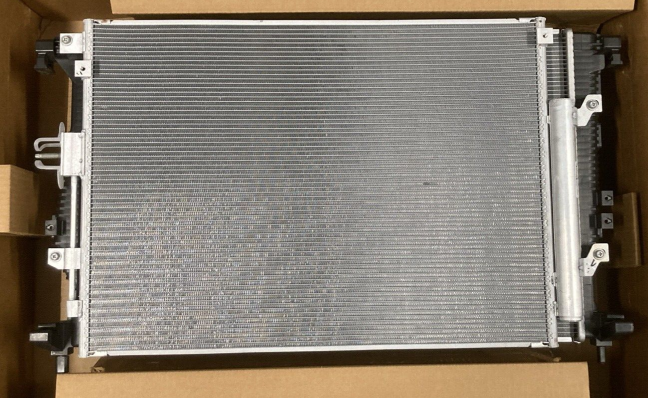 NEW GENUINE MOPAR 68399024AC Cooling Module FITS 2019-2020 Jeep Cherokee