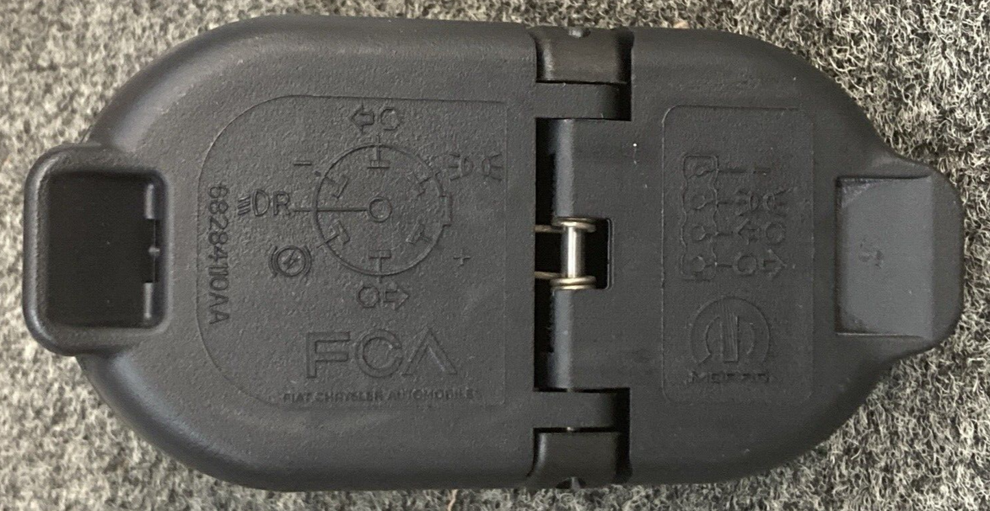 NEW GENUINE MOPAR 82216041AB WIRING TRAILER TOW 7-WAY KIT COMPLETE FITS JEEP