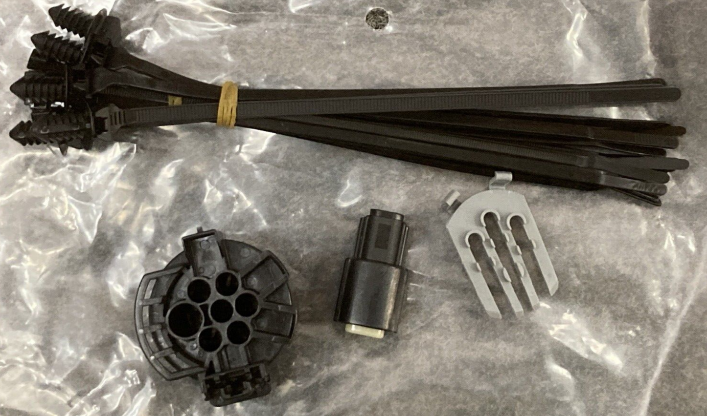 NEW GENUINE MOPAR 82216041AB WIRING TRAILER TOW 7-WAY KIT COMPLETE FITS JEEP