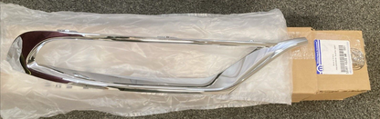 NEW GENUINE MOPAR 5SW14SZ0AB Front Fascia Bezel Right CHROME FITS CHRYSLER 300